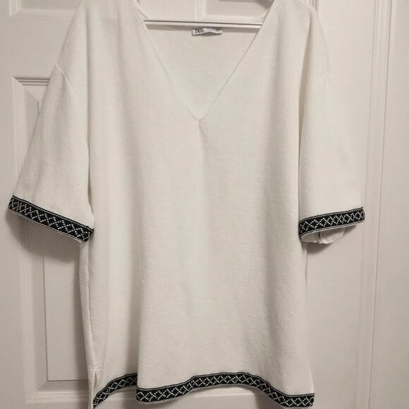 Zara Embroidery Top White Shirt - Picture 2 of 4